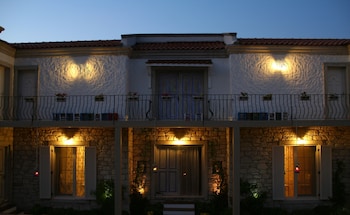yasemin alacati adult only