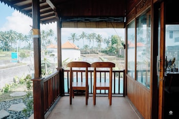 uma sunset villa