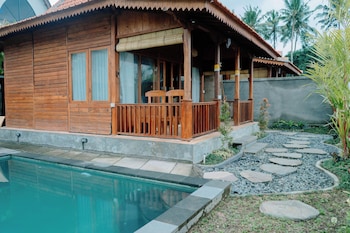 uma sunset villa