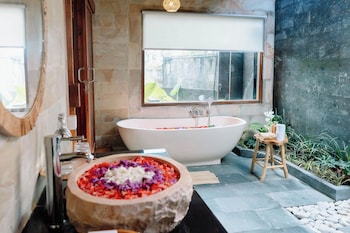 Uma Sunset Villa,,4 star