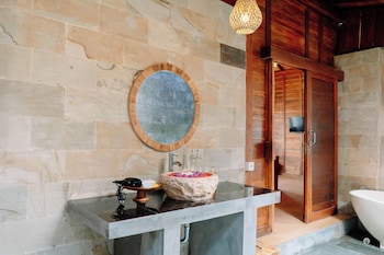 uma sunset villa