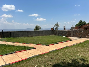 the trekkers rest lodge kigali