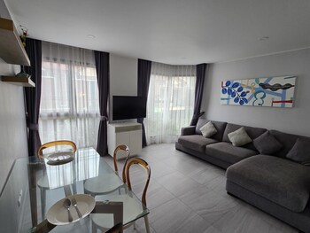 Urban Chill -1 Bedroom T2-216,,3 star