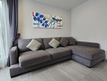 urban chill 1 bedroom t2 216