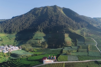 dieng ceria resort