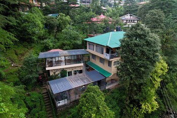 evolve dharamkot