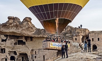 phocas cave suites special class