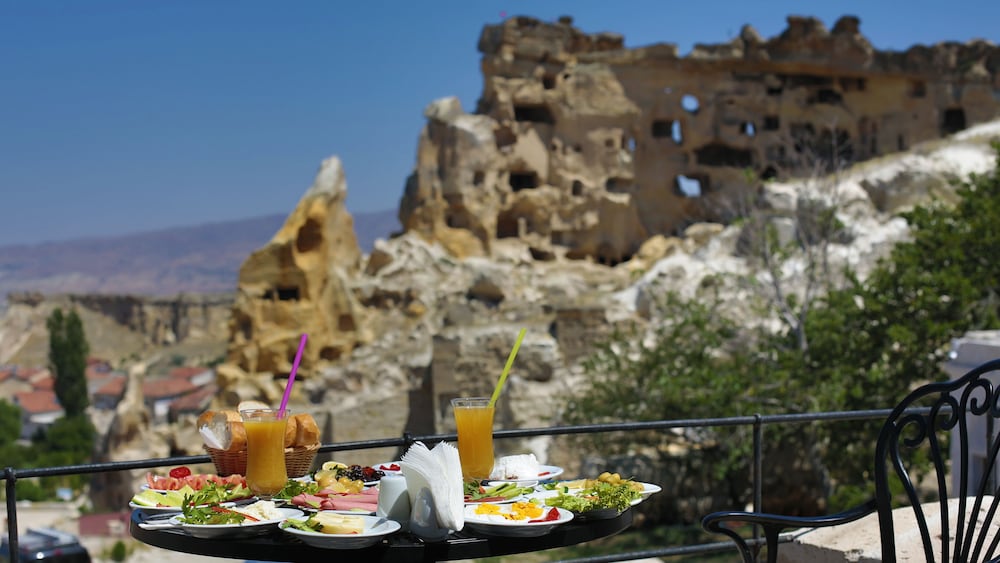 phocas cave suites special class