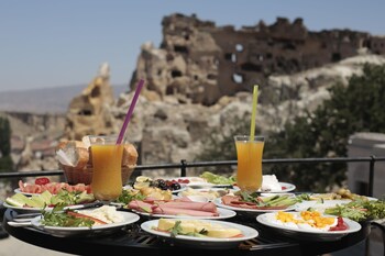 phocas cave suites special class