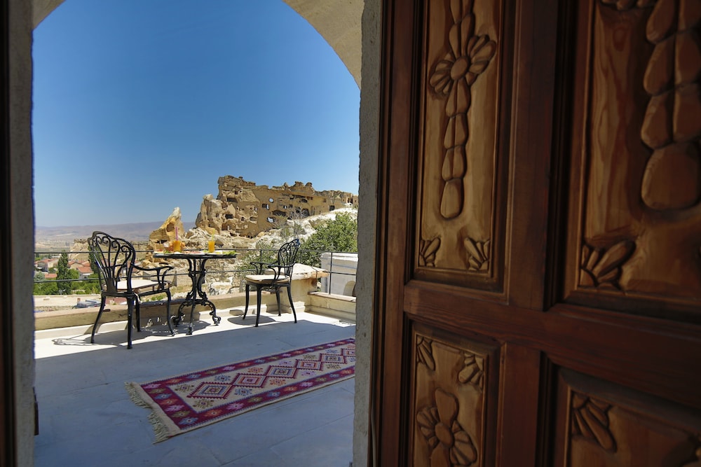 phocas cave suites special class