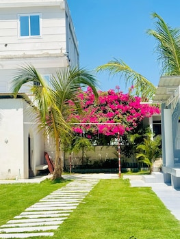 sunset village apartments bagamoyo