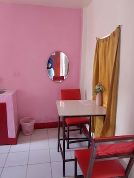 Wjv Inn Cordova 2,,3 star
