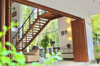 Tropical Terrace Negombo,,2 star