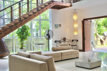 Tropical Terrace Negombo,,2 star