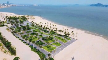 halong seaside retreat