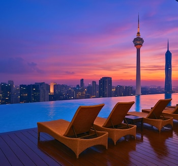 the platinum klcc by aura suites