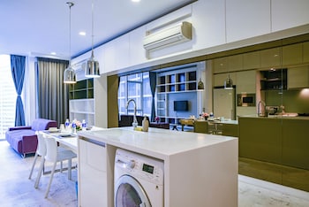 The Platinum Klcc By Aura Suites,,3 star