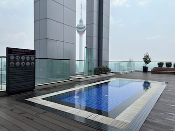 The Platinum Klcc By Aura Suites,,3 star