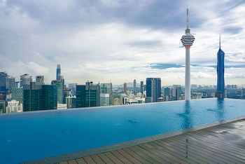the platinum klcc by aura suites