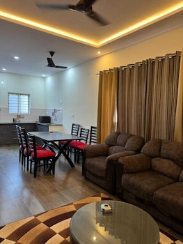 Staylo Paradise Villa,,3 star