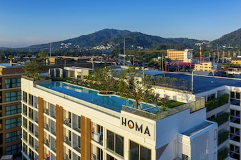 homa chalong bay
