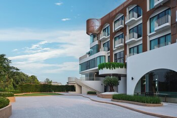 phetara hotel mahachai by pcl