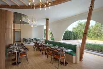 phetara hotel mahachai by pcl