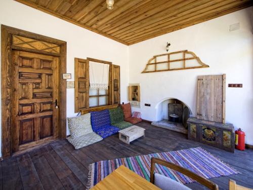 birgi hotel saliha hanim tas konak