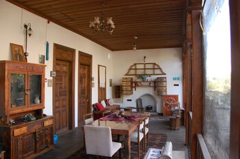 Birgi Hotel Saliha Hanim Tas Konak,Near Birgi Cakiraga Mansion,3 star