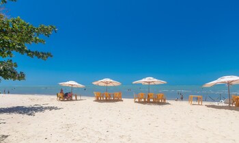 apts in a condo with barbecue and pool in the best location of arraial dajuda dvbs