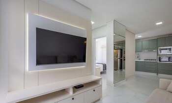 complete stay 500m from the sea in itapema stws