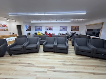 Motorcycle Inn,,2 star