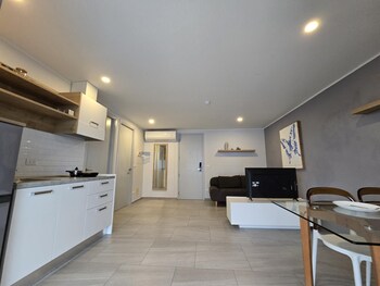 sea side haven 1 bed t2 621