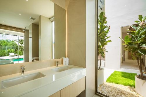 akal pool villa 3br near laguna bangtao and beach
