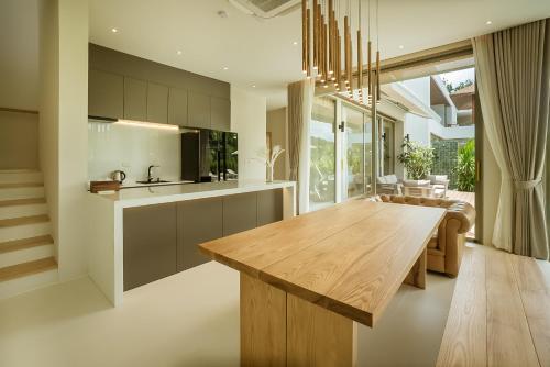 akal pool villa 3br near laguna bangtao and beach