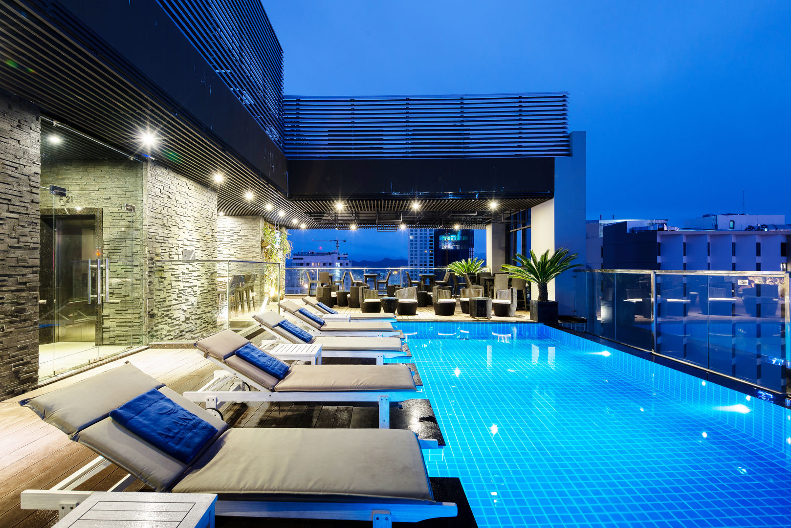 alana nha trang beach hotel