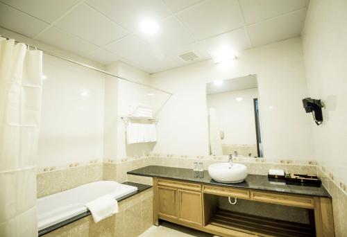 phu my harbour hotel