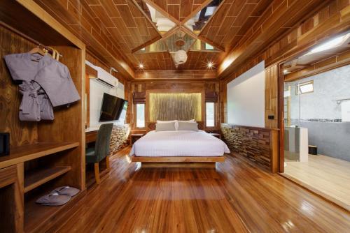 calisto valley i luxury pool villa krabi