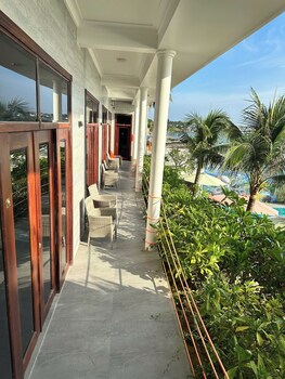 bayview resort and villas