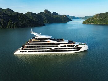 diana cruises halong bay luxury by venus group