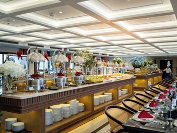 diana cruises halong bay luxury by venus group