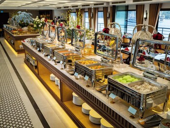 diana cruises halong bay luxury by venus group