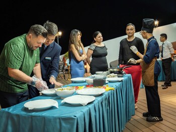 diana cruises halong bay luxury by venus group