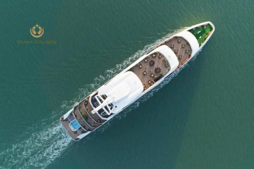 diana cruises halong bay luxury by venus group