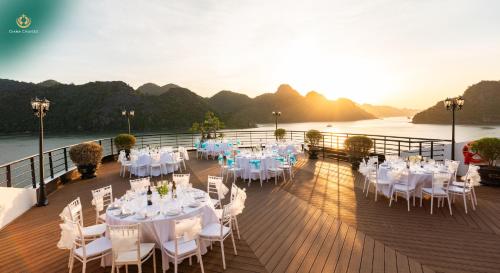 diana cruises halong bay luxury by venus group
