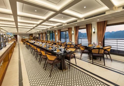 diana cruises halong bay luxury by venus group