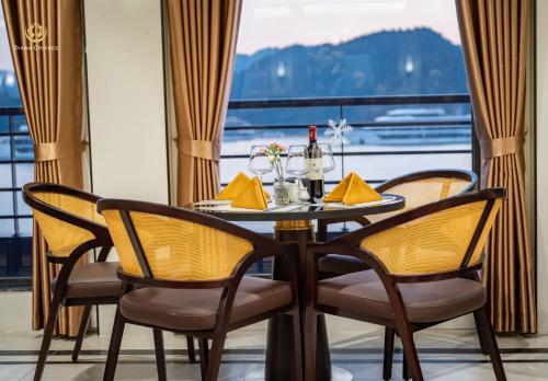 diana cruises halong bay luxury by venus group