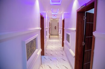 a g e international hotel