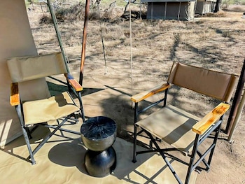 malaika mara river migration camp