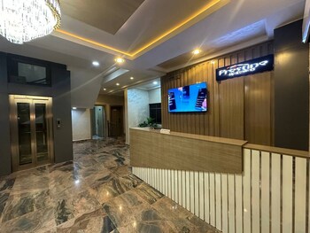 Prestine Apartments,,4 star